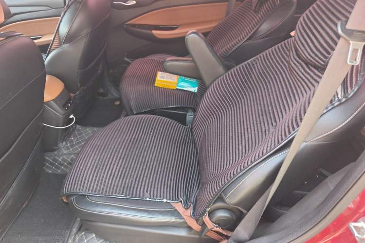 Used Wuling Hongguang S3 2018 1.5L Manual Luxury Model China V Standard Left Rear Seat