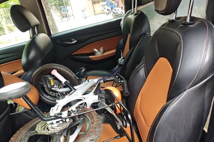 Used Wuling Hongguang S3 2018 1.5T Manual Luxury Model China V Standard Left Rear Seat