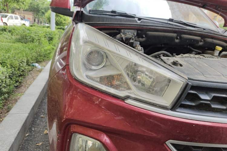 Used Wuling Hongguang S3 2018 1.5L Manual Comfort Model China V Standard Right Front Headlight