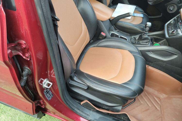 Used Wuling Hongguang S3 2018 1.5L Manual Luxury Model China V Standard Right Front Seat