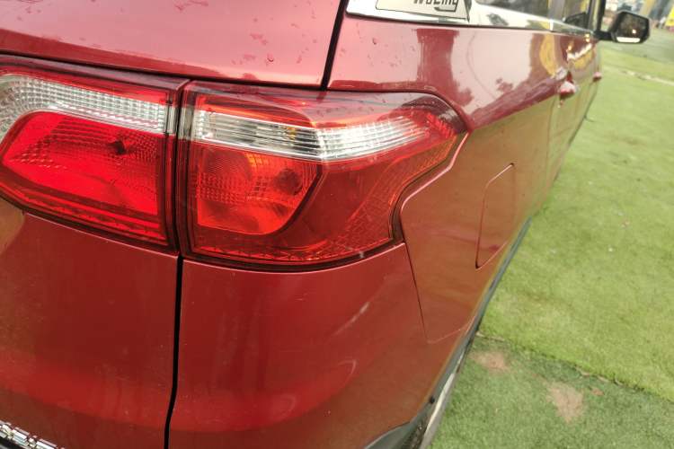 Used Wuling Hongguang S3 2018 1.5L Manual Luxury Model China V Standard Right Rear Taillight
