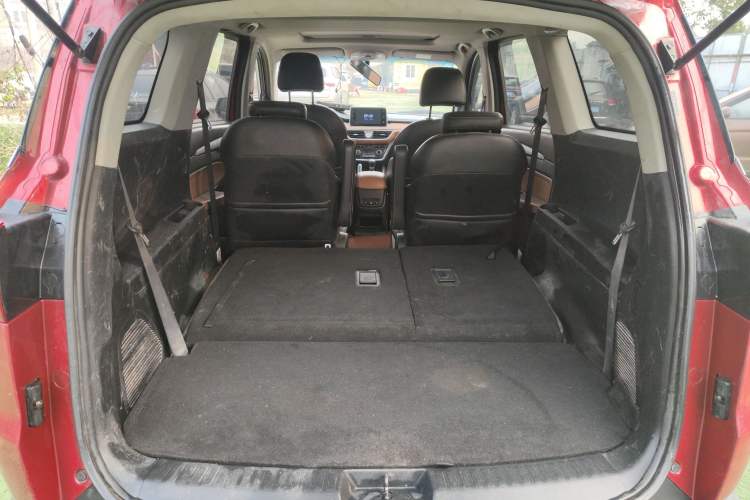 Used Wuling Hongguang S3 2018 1.5L Manual Luxury Model China V Standard Trunk