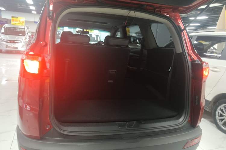 Used Wuling Hongguang S3 2018 1.5L Manual Luxury Model China V Standard Trunk