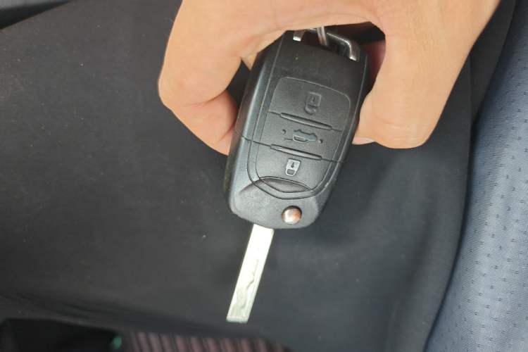 Used Wuling Hongguang S3 2018 1.5L Manual Luxury Model China V Standard Vehicle Key