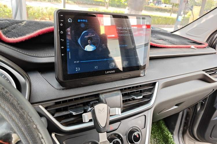 Used Wuling Hongguang S3 2018 1.5L Manual Standard Version China V Standard Audio And AC Panel