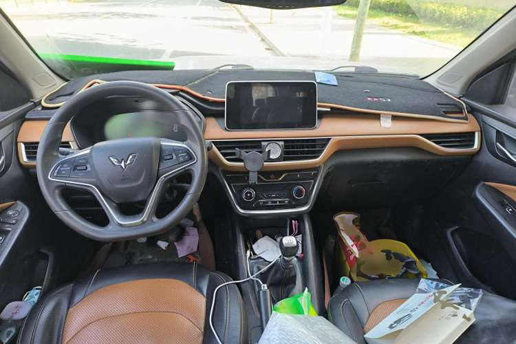 Used Wuling Hongguang S3 2018 1.5L Manual Luxury Model China V Standard Center Console