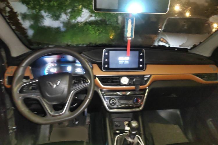 Used Wuling Hongguang S3 2018 1.5L Manual Luxury Model China V Standard Center Console