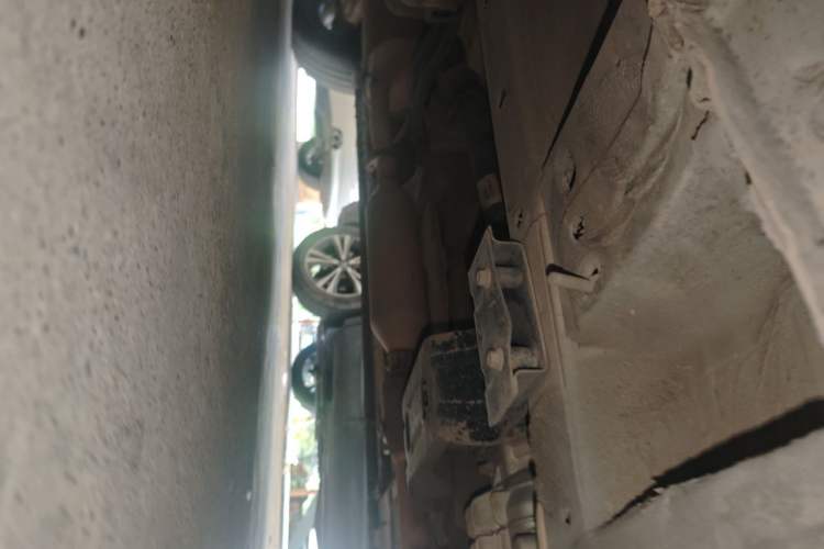 Used Wuling Hongguang S3 2018 1.5T Manual Luxury Model China V Standard Chassis Front Right