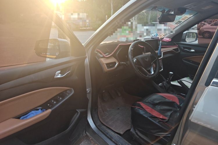 Used Wuling Hongguang S3 2018 1.5L Manual Luxury Model China V Standard Driver Seat