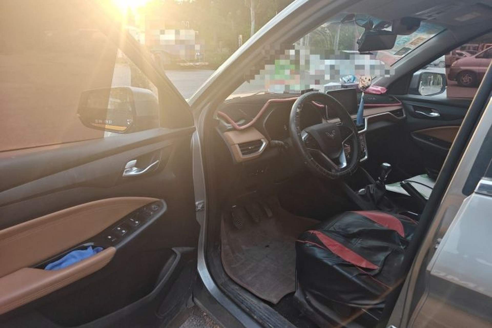 Used Wuling Hongguang S3 2018 1.5L Manual Luxury Model China V Standard Driver Seat