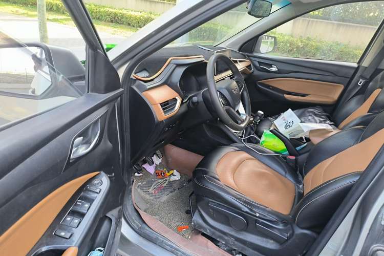 Used Wuling Hongguang S3 2018 1.5L Manual Luxury Model China V Standard Driver Seat