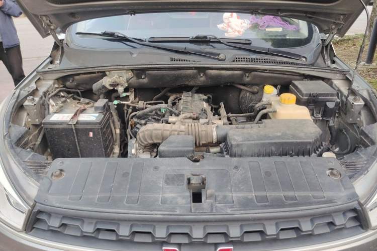 Used Wuling Hongguang S3 2018 1.5L Manual Comfort Model China V Standard Engine Bay