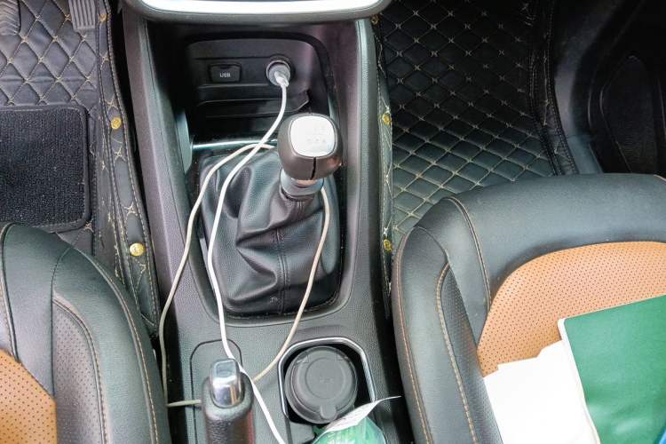 Used Wuling Hongguang S3 2018 1.5T Manual Luxury Model China V Standard Gear Lever
