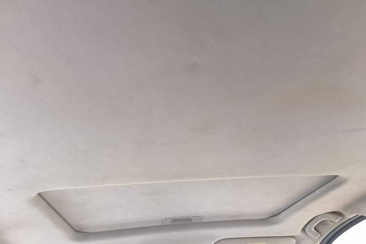 Used Wuling Hongguang S3 2018 1.5L Manual Luxury Model China V Standard Headliner
