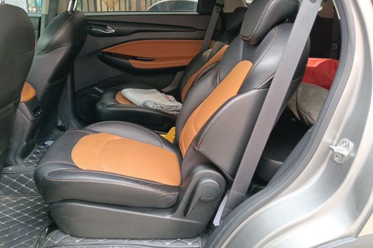 Used Wuling Hongguang S3 2018 1.5T Manual Luxury Model China V Standard Left Rear Seat