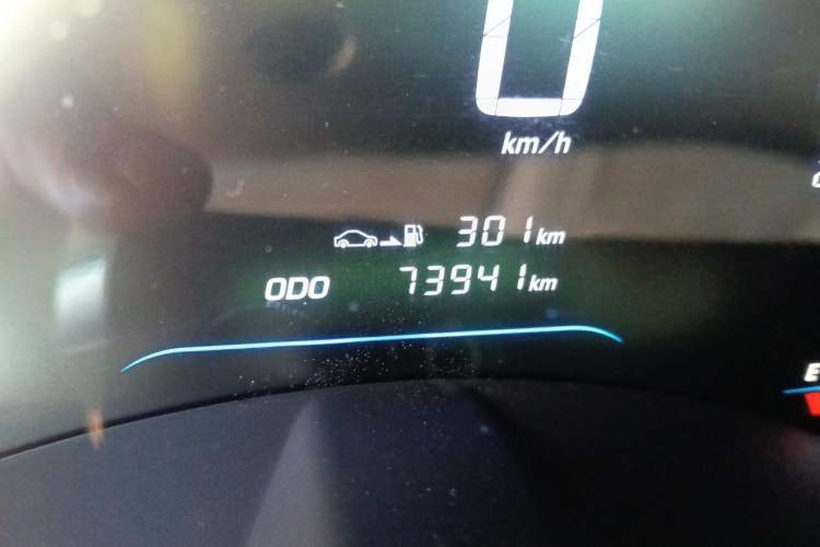 Used Wuling Hongguang S3 2018 1.5T Manual Luxury Model China V Standard Odometer Close Up