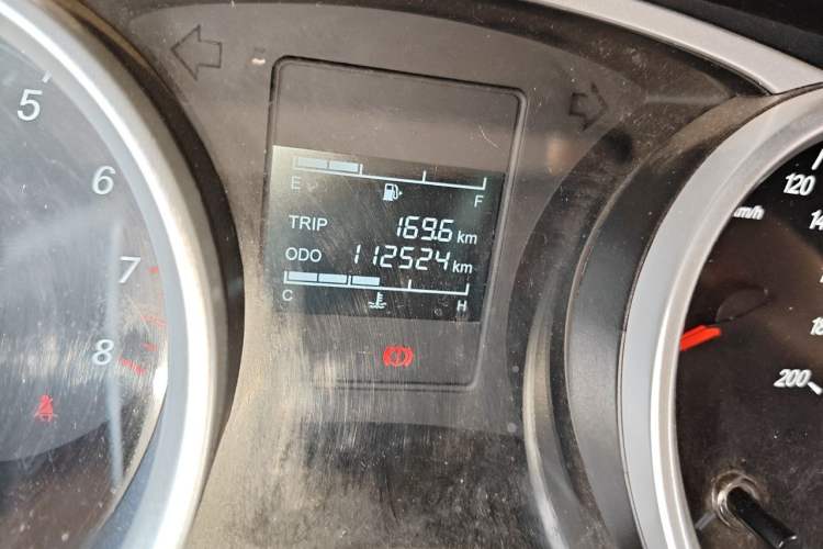Used Wuling Hongguang S3 2018 1.5L Manual Standard Version China V Standard Odometer Close Up