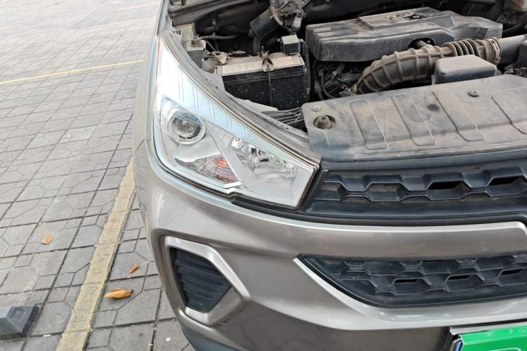 Used Wuling Hongguang S3 2018 1.5L Manual Standard Version China V Standard Right Front Headlight