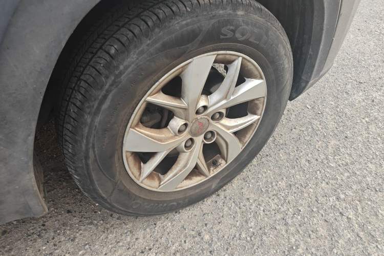 Used Wuling Hongguang S3 2018 1.5L Manual Luxury Model China V Standard Right Front Wheel Hub