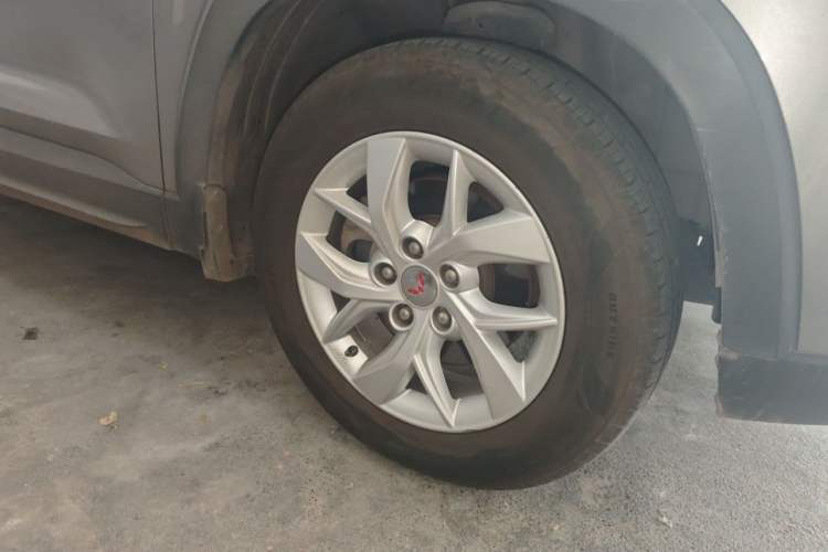 Used Wuling Hongguang S3 2018 1.5T Manual Luxury Model China V Standard Right Front Wheel Hub