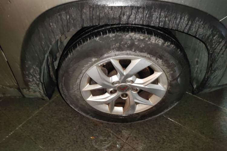 Used Wuling Hongguang S3 2018 1.5L Manual Luxury Model China V Standard Right Front Wheel Hub