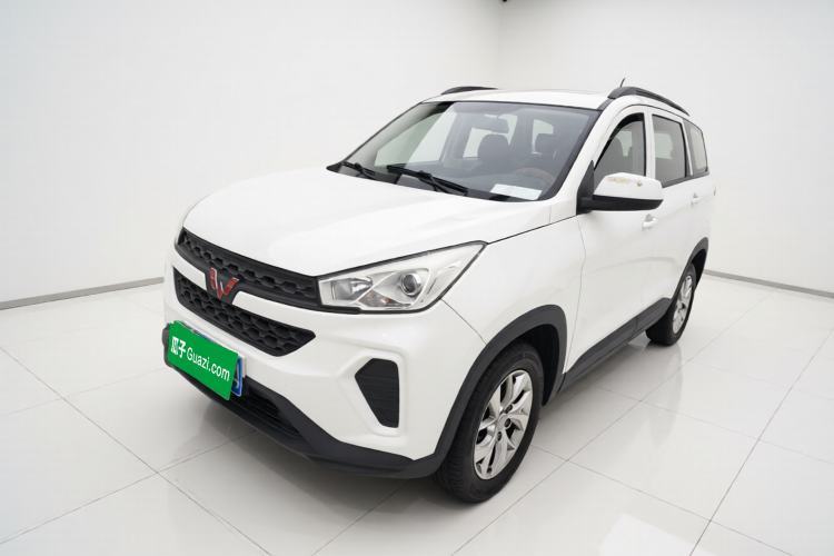 Used Wuling Hongguang S3 2018 1.5L Manual Standard Version China V Standard Guazi used car, China used car export, Used car for sale, Used cars, Cheapest cars for sale