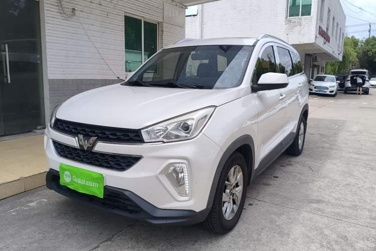 Wuling Hongguang S3 2018 1.5L Manual Luxury Model China V Standard usata Guazi used car, China used car export, Used car for sale, Used  cars, Cheapest cars for sale
