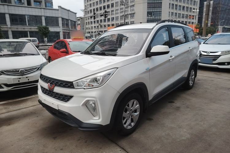 Używany Wuling Hongguang S3 2018 1.5T Manual Comfort Model China V Standard Guazi used car, China used car export, Used car for sale, Used cars, Cheapest cars for sale