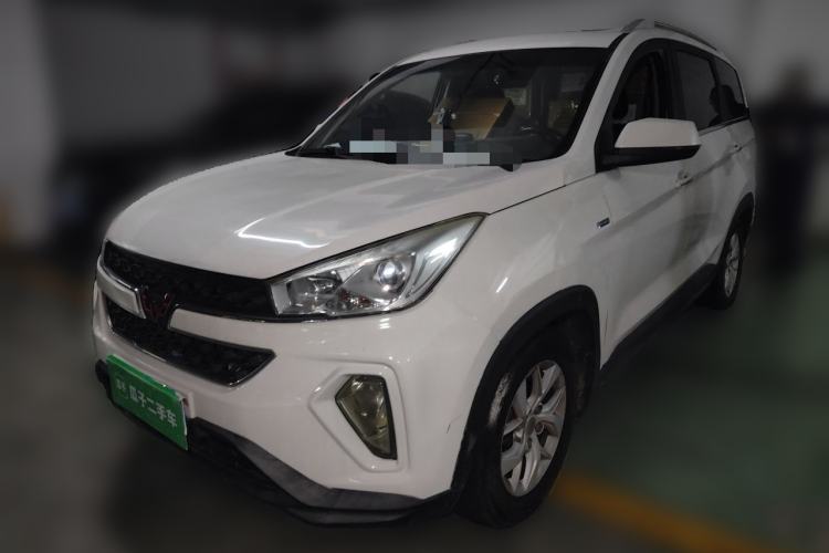 Wuling Hongguang S3 2018 1.5T Manual Luxury Model China V Standard مستعملة Guazi used car, China used car export, Used car for sale, Used  cars, Cheapest cars for sale