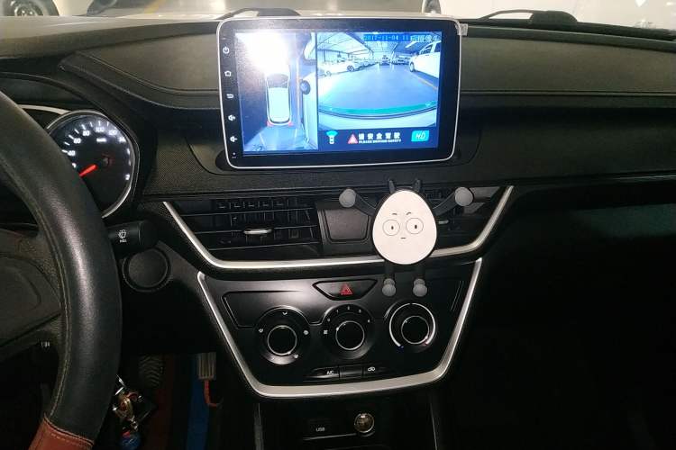 Used Wuling Hongguang S3 2018 1.5L Manual Standard Version China V Standard Audio And AC Panel