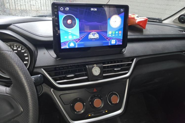 Used Wuling Hongguang S3 2018 1.5L Manual Standard Version China V Standard Audio And AC Panel