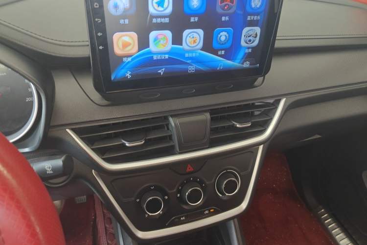 Used Wuling Hongguang S3 2018 1.5L Manual Standard Version China V Standard Audio And AC Panel