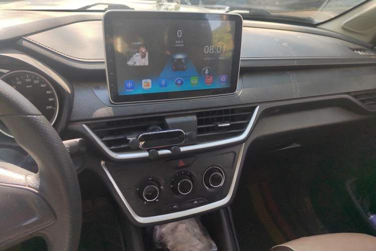 Used Wuling Hongguang S3 2018 1.5L Manual Standard Version China V Standard Audio And AC Panel