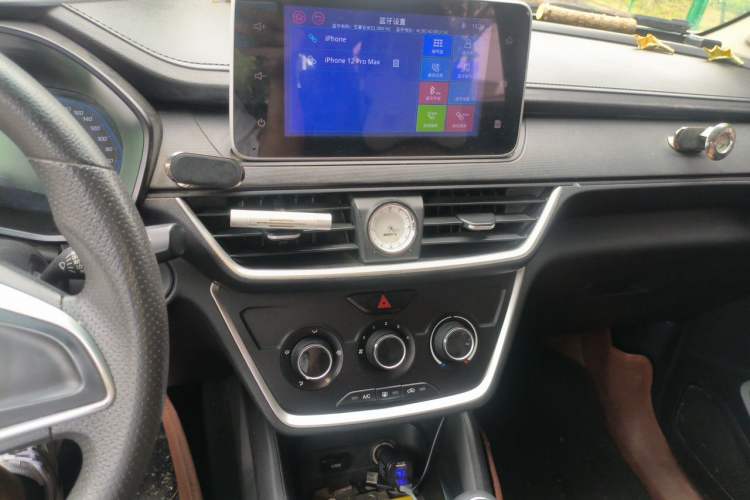 Used Wuling Hongguang S3 2018 1.5L Manual Comfort Model China V Standard Audio And AC Panel