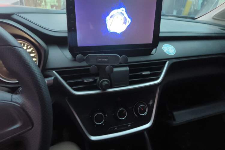 Used Wuling Hongguang S3 2018 1.5L Manual Standard Version China V Standard Audio And AC Panel