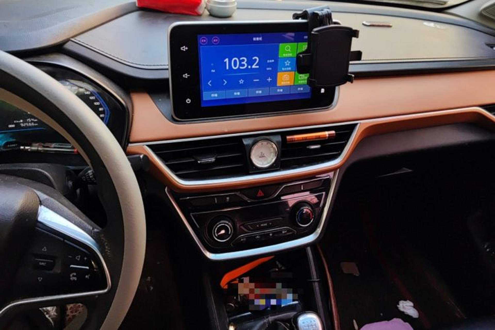 Used Wuling Hongguang S3 2018 1.5L Manual Luxury Model China V Standard Audio And AC Panel