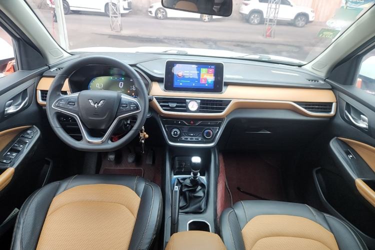 Used Wuling Hongguang S3 2018 1.5T Manual Luxury Model China V Standard Center Console