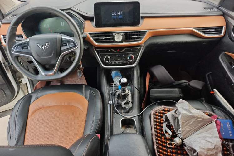 Used Wuling Hongguang S3 2018 1.5L Manual Luxury Model China V Standard Center Console