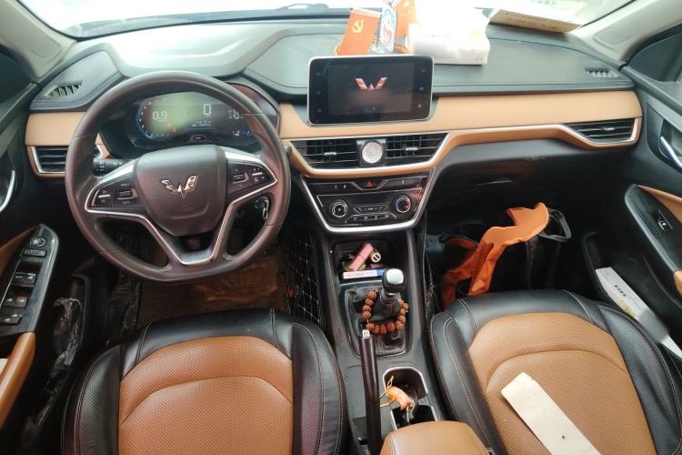 Used Wuling Hongguang S3 2018 1.5L Manual Luxury Model China V Standard Center Console