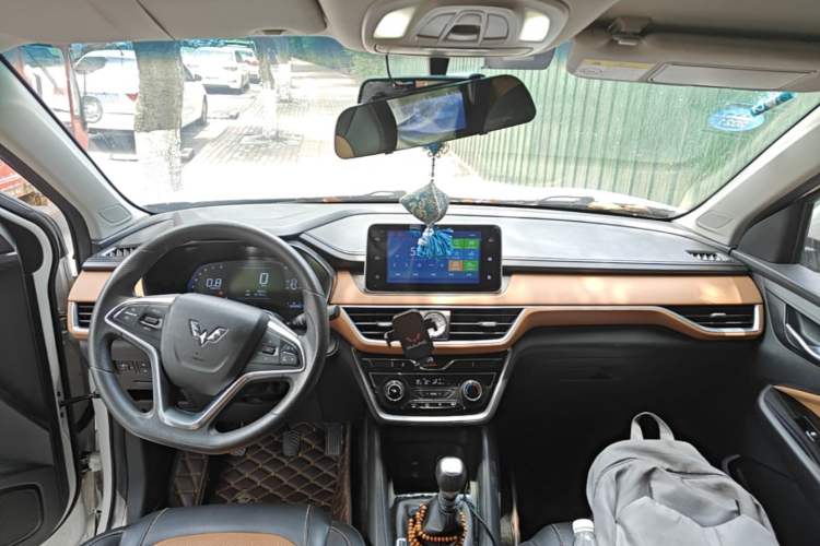 Used Wuling Hongguang S3 2018 1.5L Manual Luxury Model China V Standard Center Console