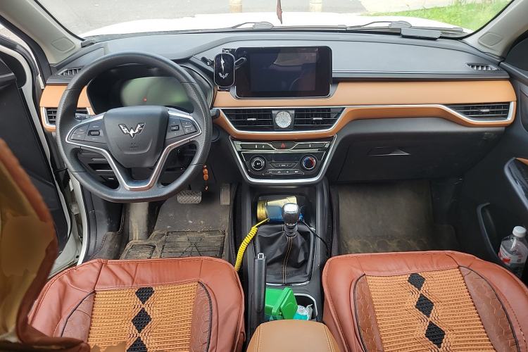 Used Wuling Hongguang S3 2018 1.5L Manual Luxury Model China V Standard Center Console