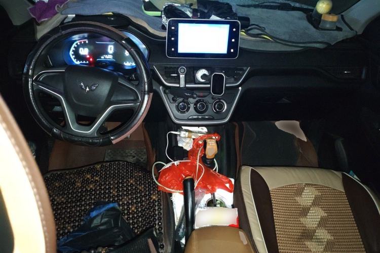 Used Wuling Hongguang S3 2018 1.5L Manual Comfort Model China V Standard Center Console