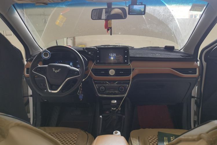Used Wuling Hongguang S3 2018 1.5L Manual Luxury Model China V Standard Center Console