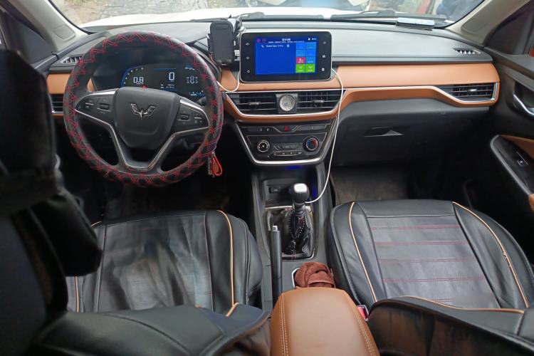 Used Wuling Hongguang S3 2018 1.5L Manual Luxury Model China V Standard Center Console