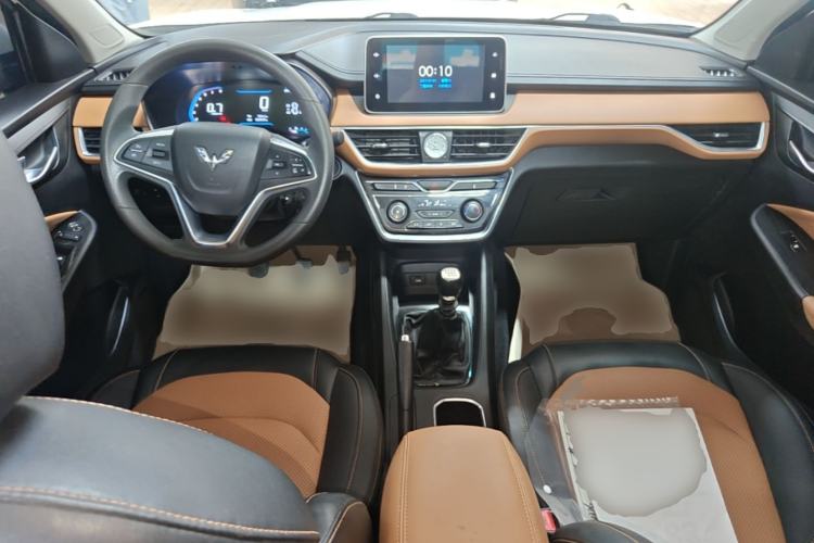 Used Wuling Hongguang S3 2018 1.5L Manual Luxury Model China V Standard Center Console
