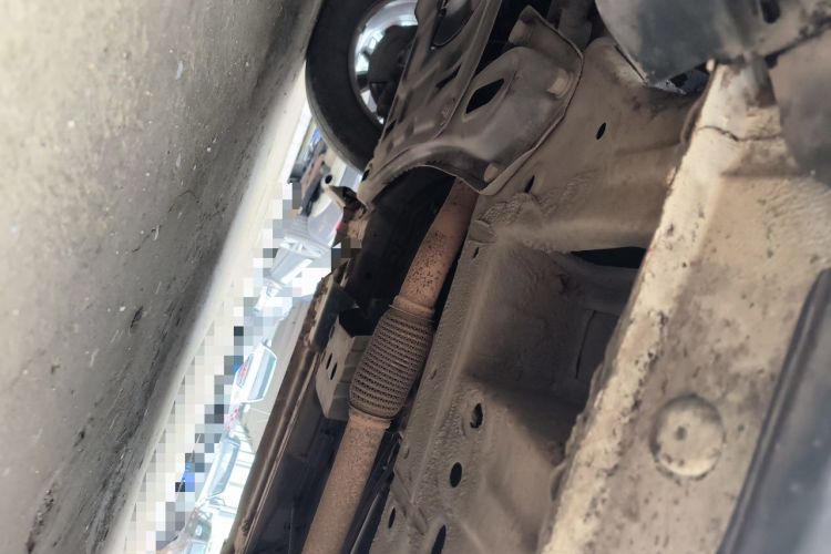 Used Wuling Hongguang S3 2018 1.5L Manual Standard Version China V Standard Chassis Front Left