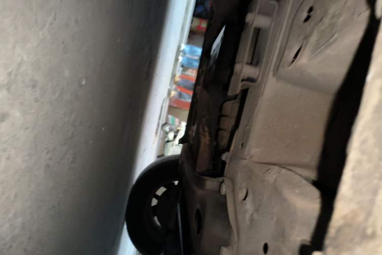 Used Wuling Hongguang S3 2018 1.5T Manual Luxury Model China V Standard Chassis Front Right