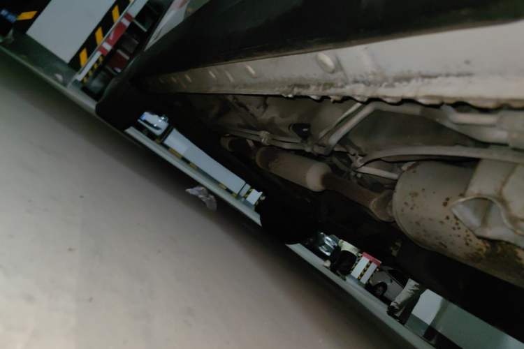 Used Wuling Hongguang S3 2018 1.5L Manual Comfort Model China V Standard Chassis Rear Left