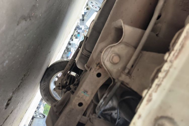 Used Wuling Hongguang S3 2018 1.5L Manual Standard Version China V Standard Chassis Rear Left