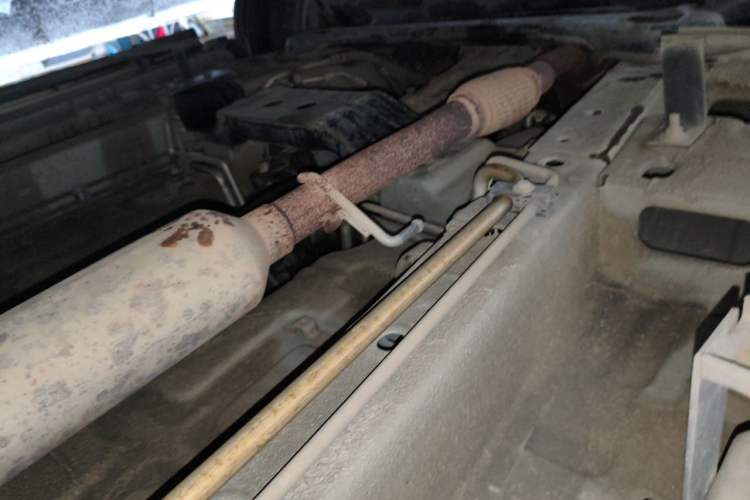 Used Wuling Hongguang S3 2018 1.5L Manual Comfort Model China V Standard Chassis Rear Right